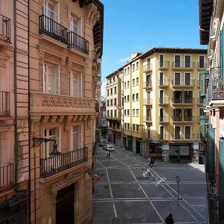 Apartamento Ayla Ayuntamiento Pamplona Dış mekan fotoğraf