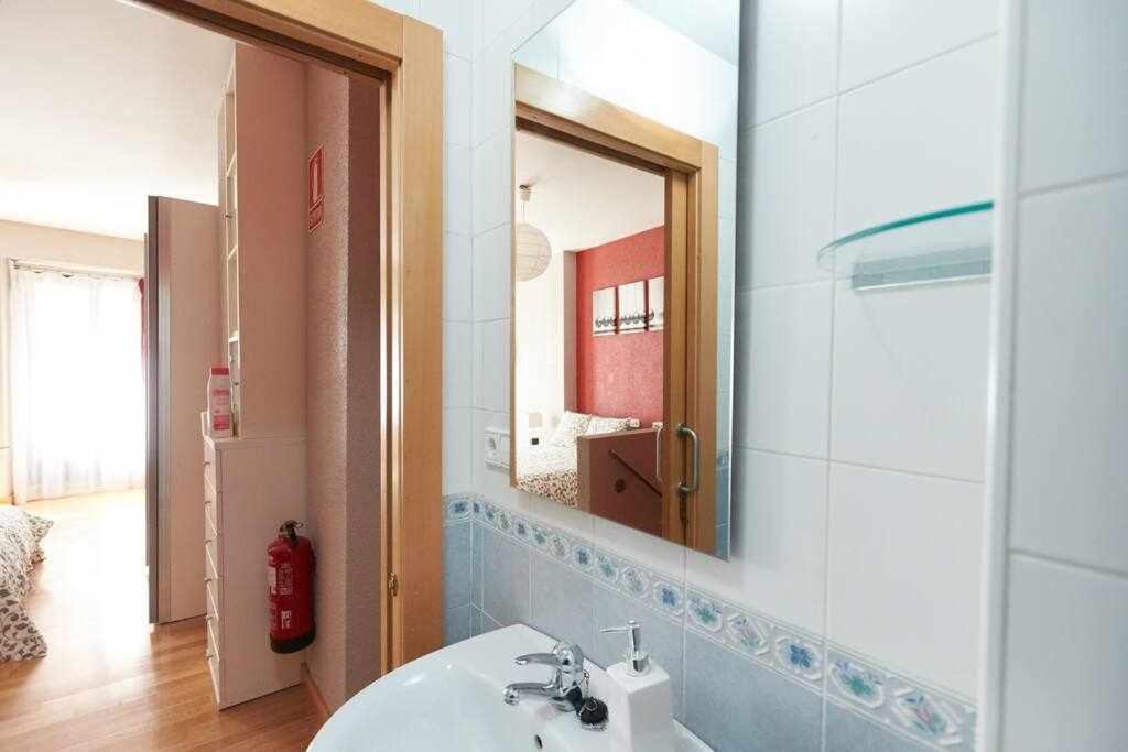 Apartamento Ayla Ayuntamiento Pamplona Dış mekan fotoğraf